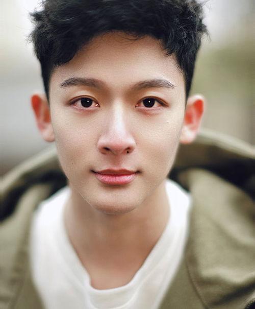 刘以豪娱乐爆料视频,幕后故事大公开  第1张 刘以豪娱乐爆料视频,幕后故事大公开  第1张